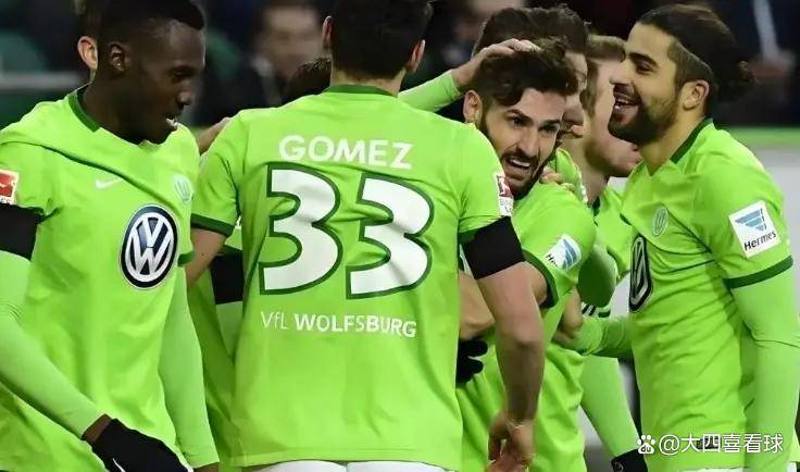 包含赛地聚焦——德国杯今夜热度飙升,比利亚雷亚尔绝杀压哨,气氛紧张,临场指挥获称赞的词条 包含赛地聚焦——德国杯今夜热度飙升,比利亚雷亚尔绝杀压哨,气氛紧张,临场指挥获称赞的词条