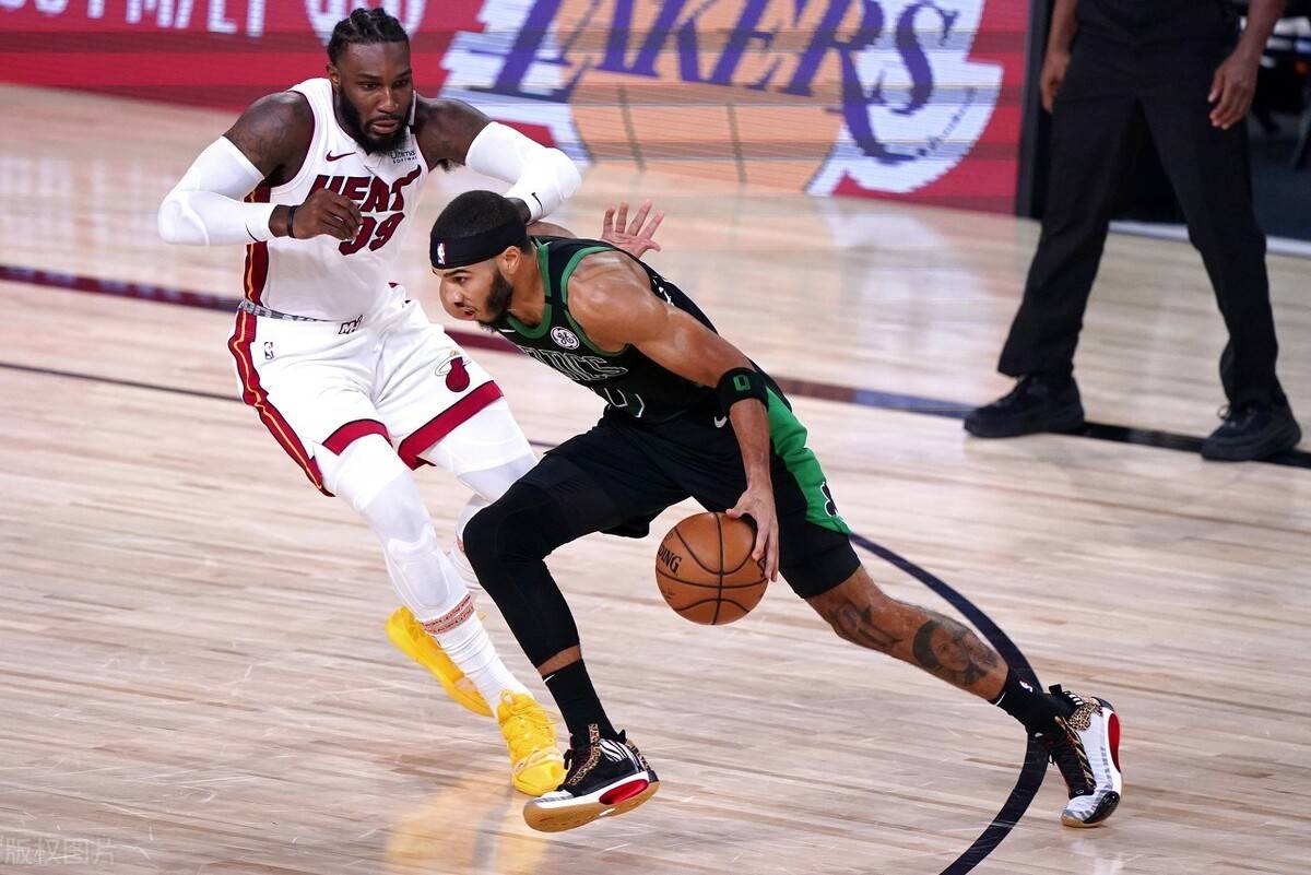 詹姆斯达成40000分里程碑历史第一人