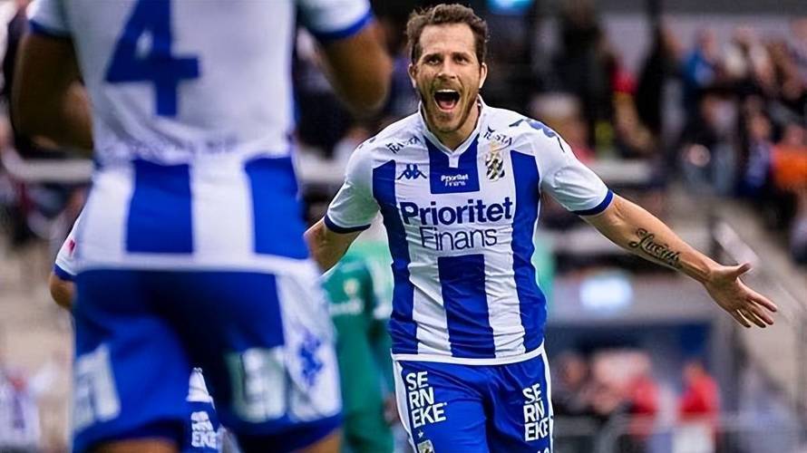 清晨法国杯焦点战；皇家社会临场应变；态度坚定；赛程密集仍需轮换 