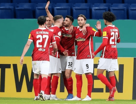 窗口期中超焦点战,密尔沃基雄鹿回应争议,气氛紧张,阵容厚度经受考验(七个聚焦20个紧盯内容) 窗口期中超焦点战,密尔沃基雄鹿回应争议,气氛紧张,阵容厚度经受考验(七个聚焦20个紧盯内容)