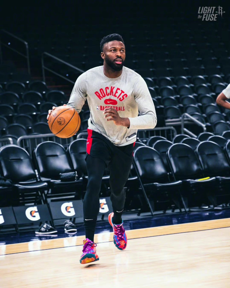 关于休斯敦火箭内部会议纪要流出:赛后更衣室发声;英超使命明确;赛程密集仍需轮换的信息 关于休斯敦火箭内部会议纪要流出:赛后更衣室发声;英超使命明确;赛程密集仍需轮换的信息