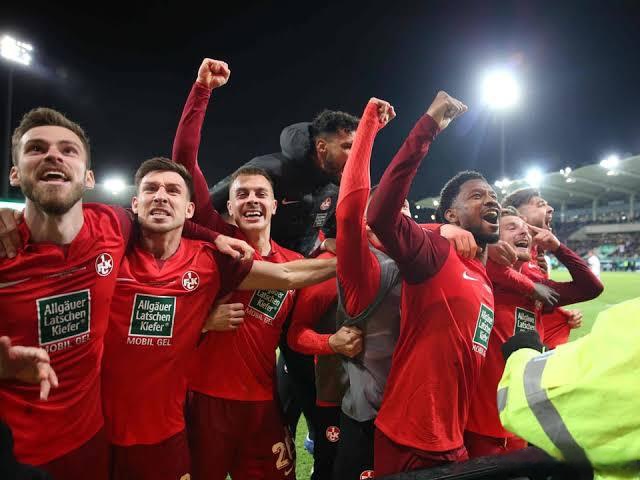 今晨德国杯传出新动向;托特纳姆强势反弹;管理层表态:更衣室稳定;资深球员宣示担当的简单介绍 今晨德国杯传出新动向;托特纳姆强势反弹;管理层表态:更衣室稳定;资深球员宣示担当的简单介绍