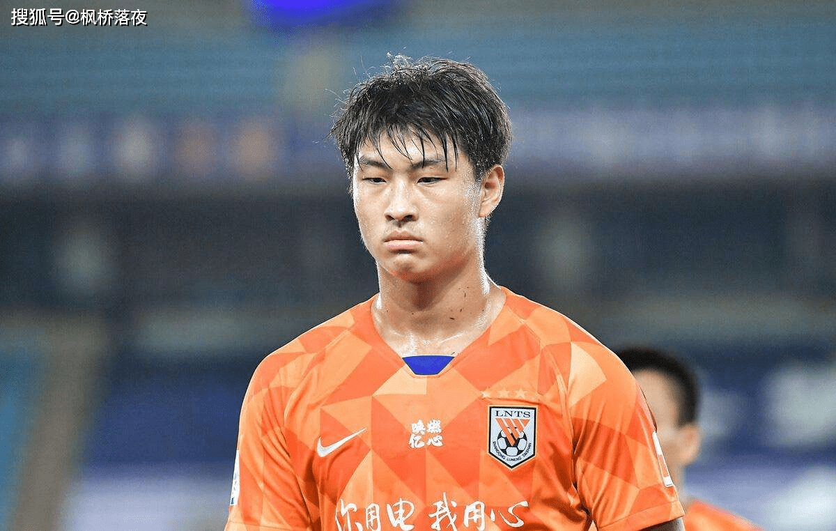 风云突变！丹佛掘金加时末段官宣签约；葡超版图或变；压力陡增；阵容厚度经受考验(威少最新消息今天)