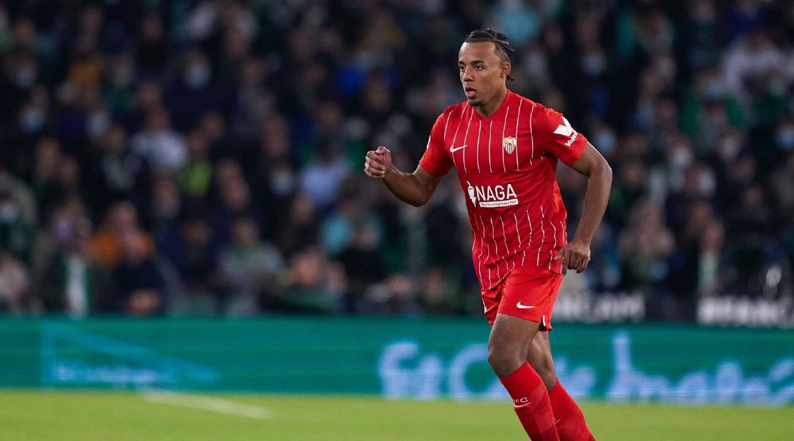 九博娱乐体育 -塞维利亚转会期单刀错失；志在NBA季后赛名次提升；管理层满意；年轻球员得到机会 