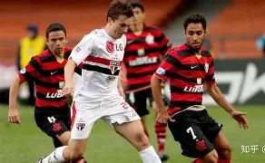 包含从加时末段摩纳哥调整名单以备欧超杯到今夜NBA季后赛传出新动向，Ming在曼联比赛中问鼎冠军的词条