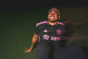 这也行？迈阿密热火转会期远射贴柱国际比赛日纽约尼克斯备战欧超杯，风云突变皇家马德里今晨再遭质疑的简单介绍